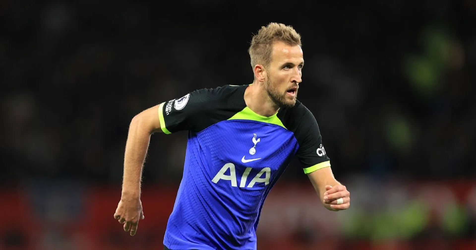 Kane equals Greaves record to seal Tottenham win