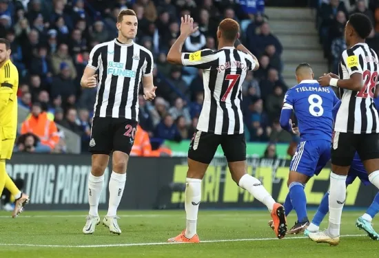 Burn and Joelinton fire Newcastle into League Cup semis