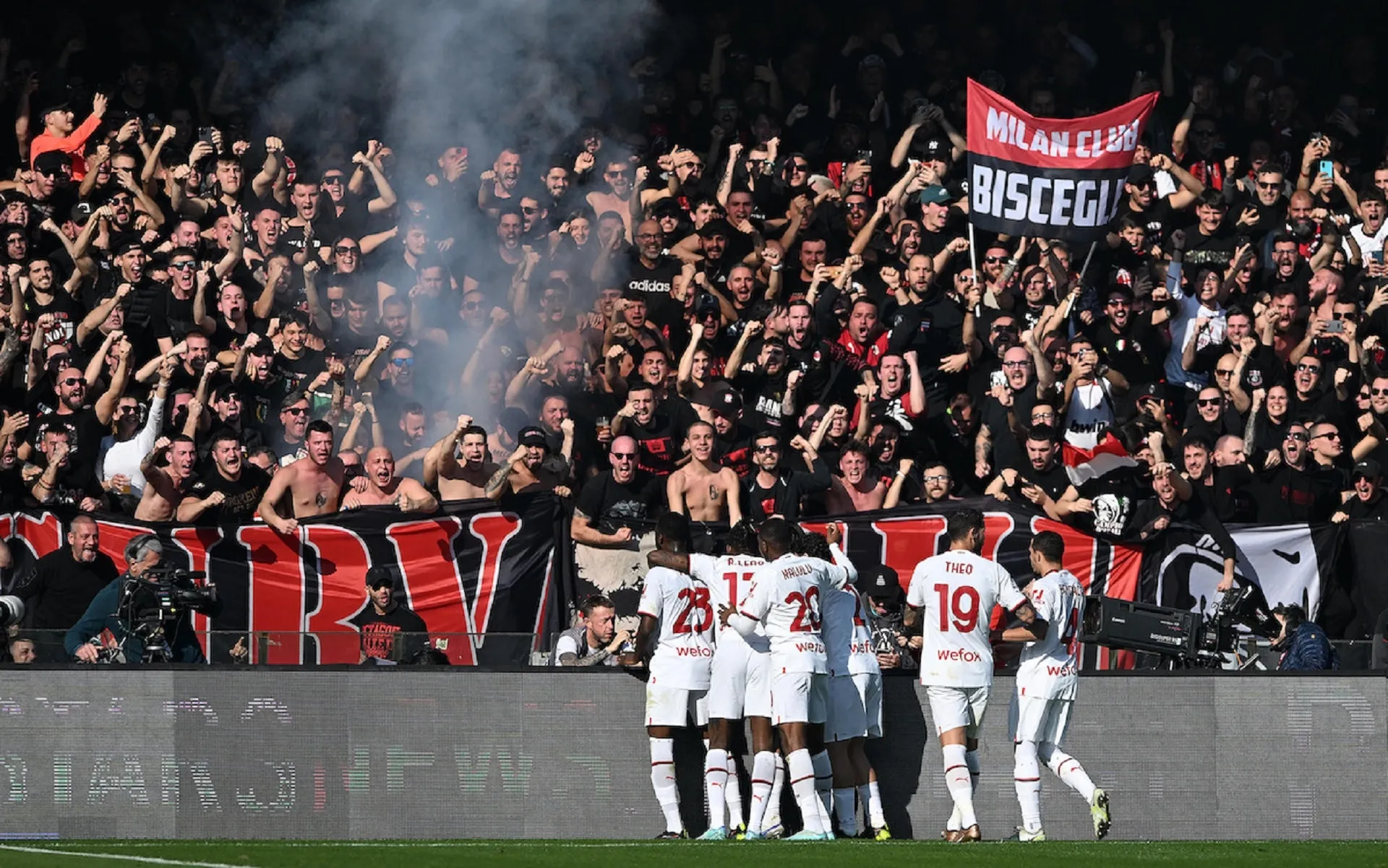 AC Milan menang 2-1 di Salernitana sebagai Serie A kembali