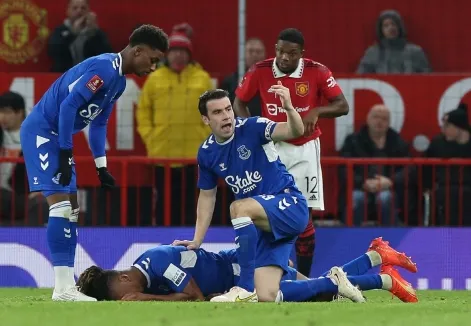 Rashford on target again as Man United beat Everton to progress in FA Cup