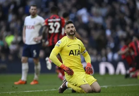 Sad to see Tottenham fans boo Sanchez, says skipper Lloris