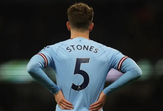 Stones says adaptability key at Man City