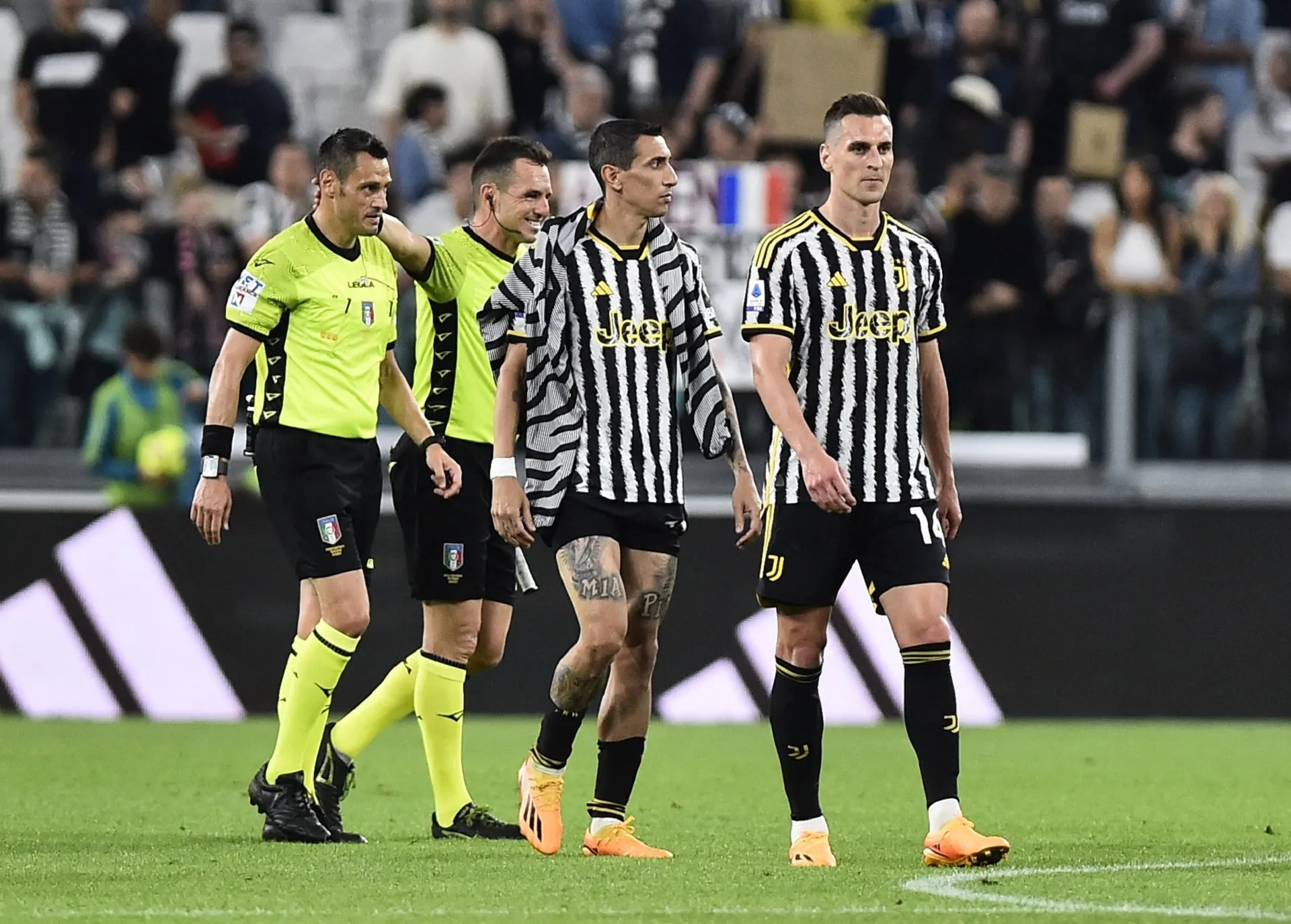 Milan seal top four finish with 1-0 win at Juventus