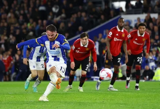 Late MacAllister penalty gives Brighton 1-0 win over Manchester United