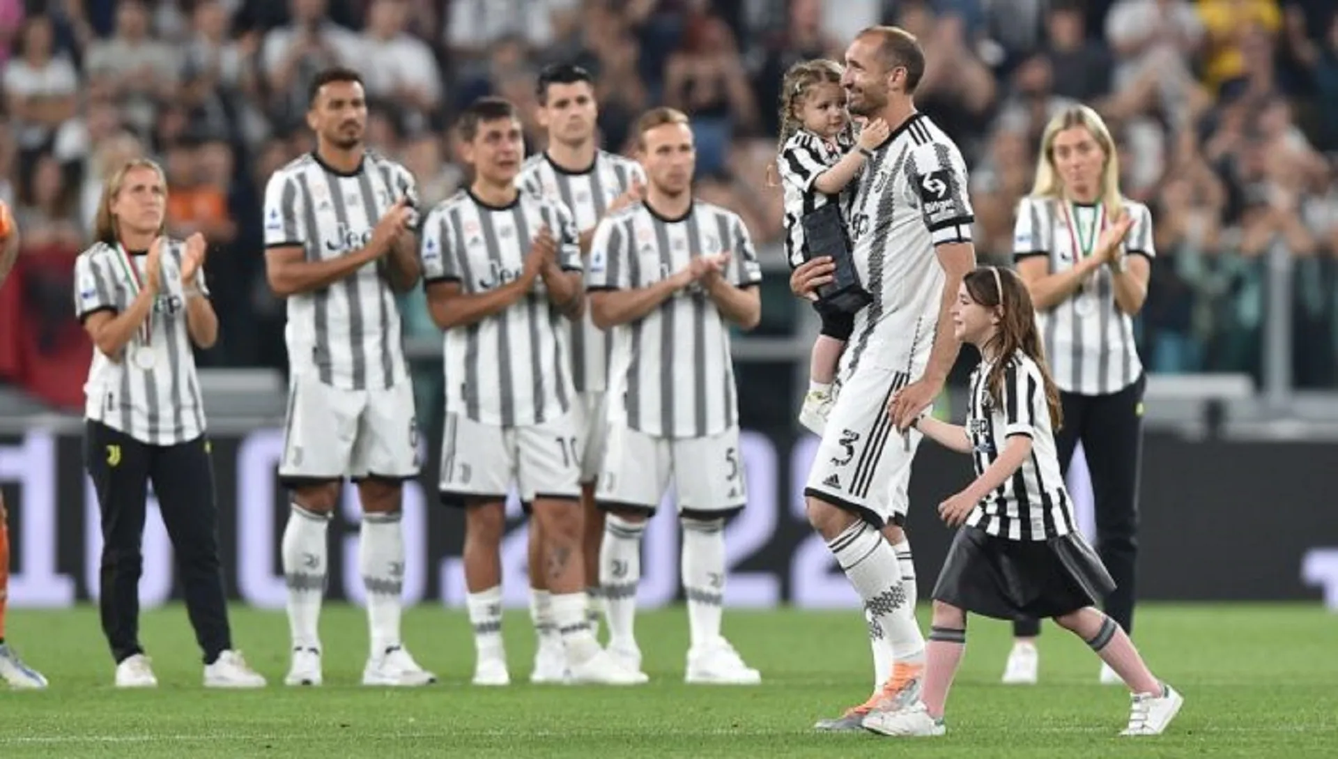 Chiellini: ‘Juventus players made positive gesture on salaries’