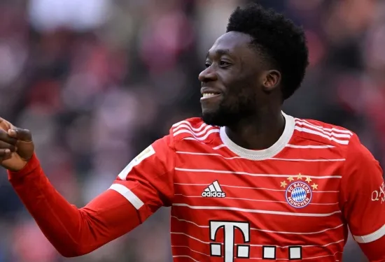 'I'm stuck there' - Alphonso Davies bemoans Bayern Munich role amid Real Madrid transfer links