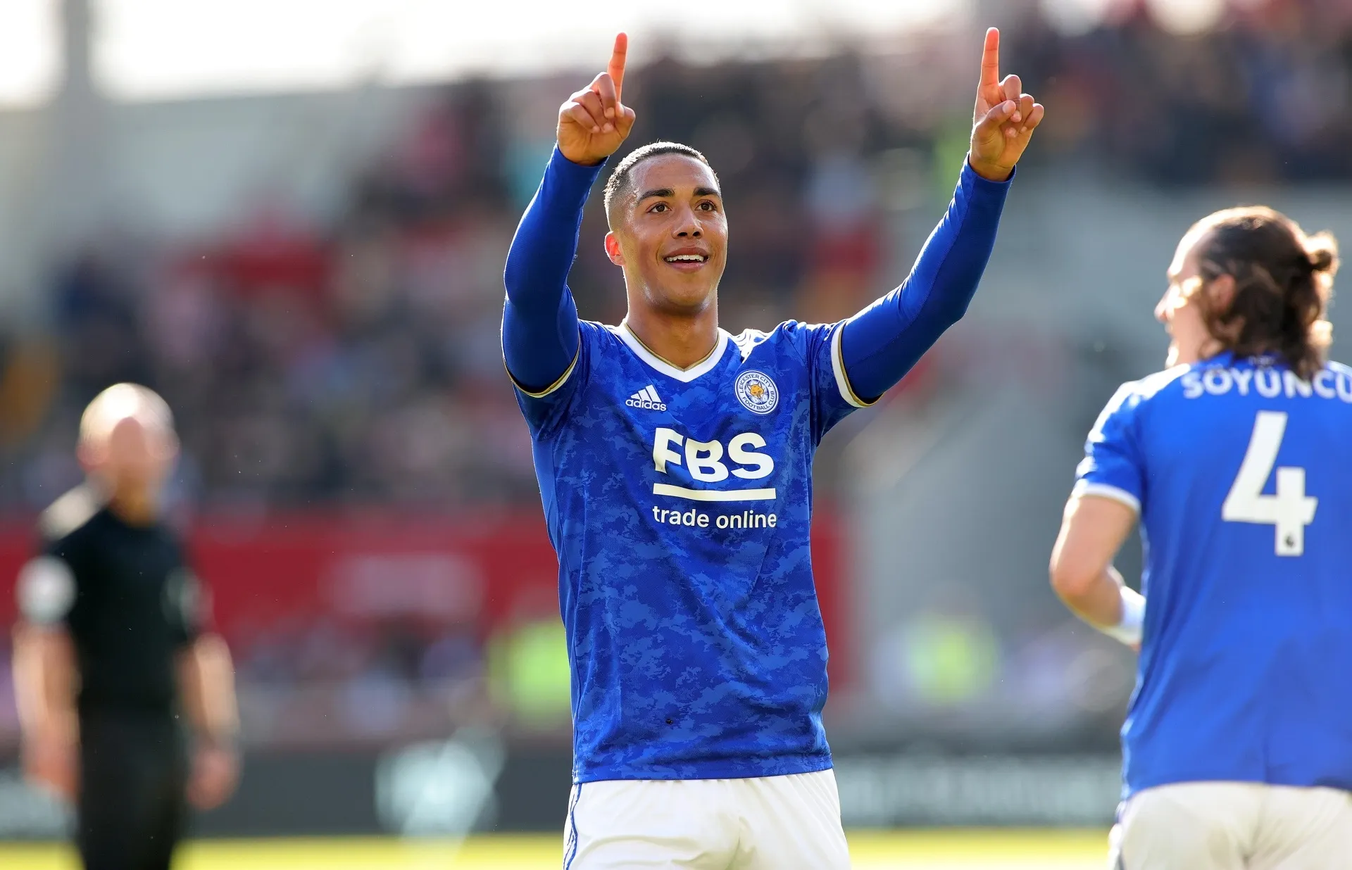 Youri Tielemans confirms Leicester exit