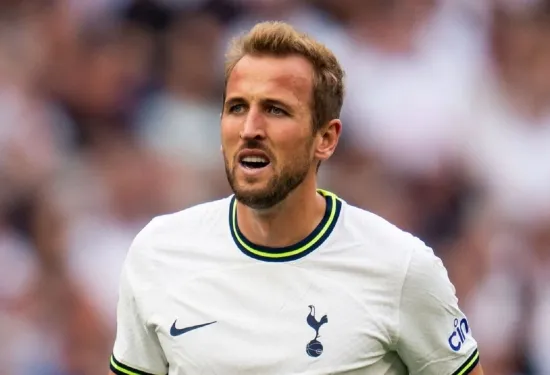 Harry Kane's transfer hint? Tottenham talisman builds mansion just 15 miles from Chelsea's training ground