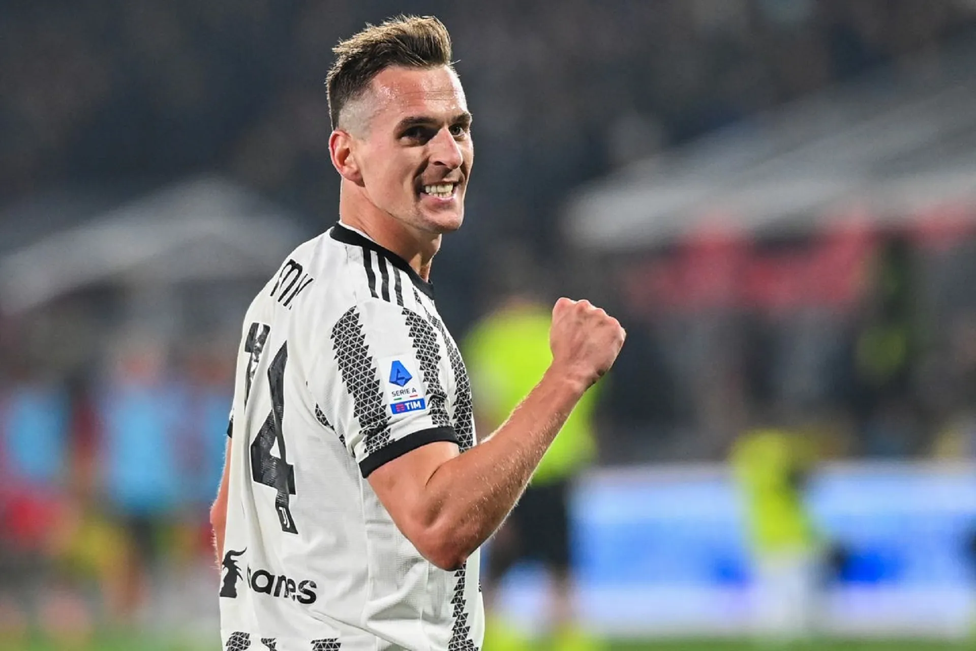 Juventus complete permanent signing of Milik from Marseille