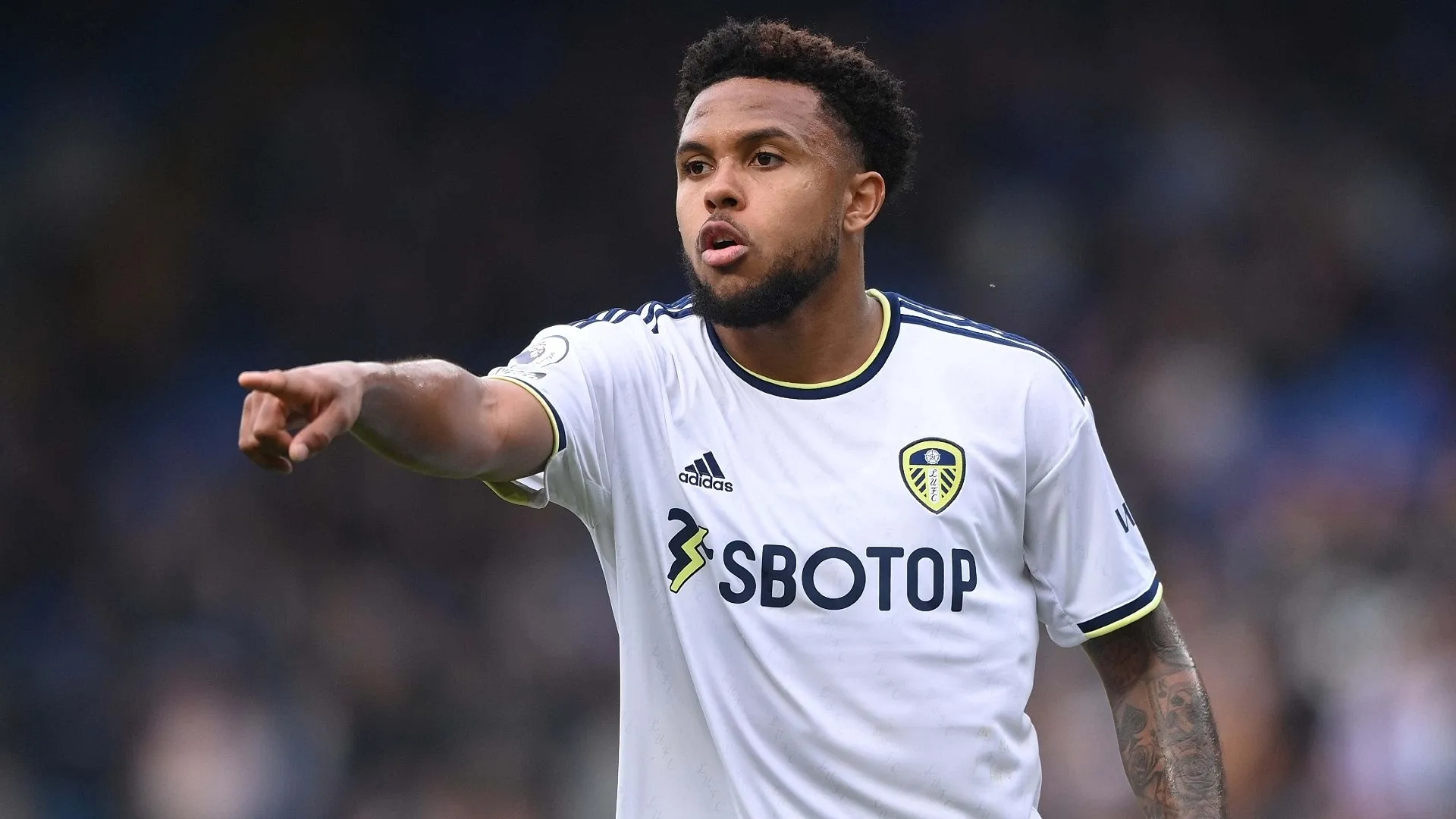 USMNT star Weston McKennie in talks to join Borussia Dortmund on permanent transfer from Juventus after leaving Leeds