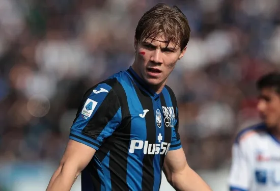 Another signing on the way? Manchester United set to make bid for £50m Atalanta striker Rasmus Hojlund