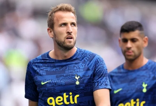 Harry Kane sent birthday message from wife Kate as Bayern Munich transfer speculation continues