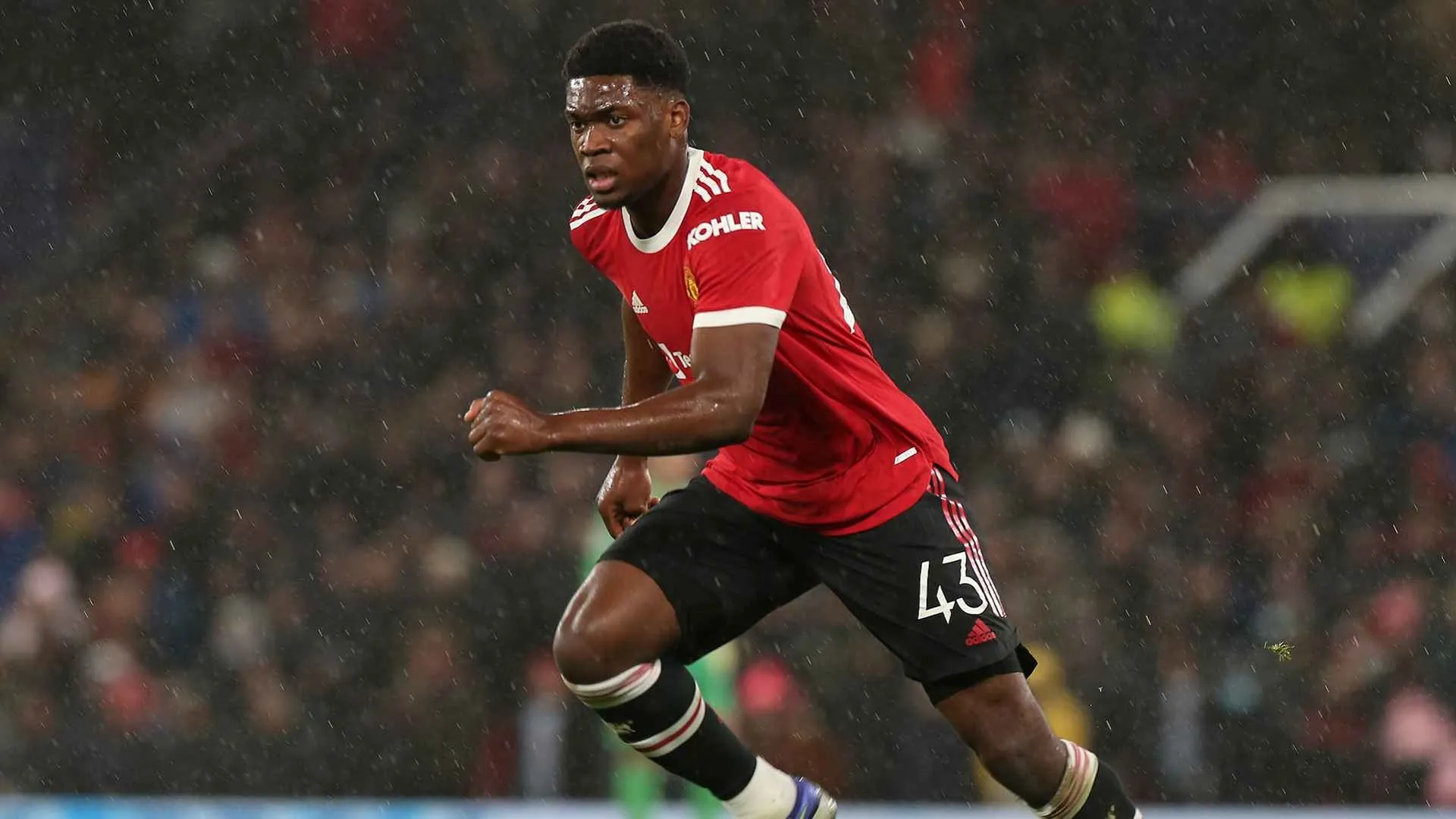 Kobbie Mainoo sends defiant message to Man Utd fans after starlet suffers frustrating injury against Real Madrid as Bruno Fernandes shows support