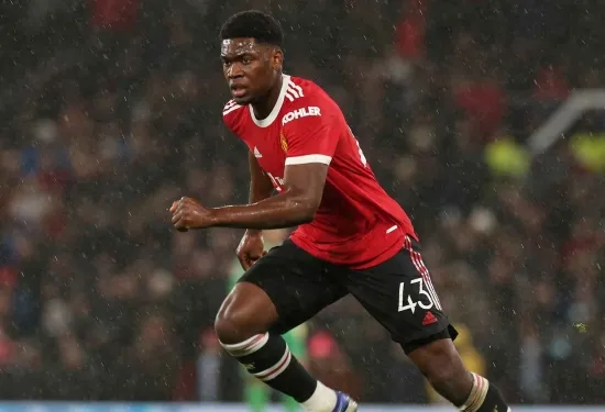 Kobbie Mainoo sends defiant message to Man Utd fans after starlet suffers frustrating injury against Real Madrid as Bruno Fernandes shows support