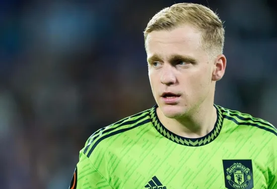 Manchester United exit route? Real Sociedad in talks over loan deal for Donny van de Beek