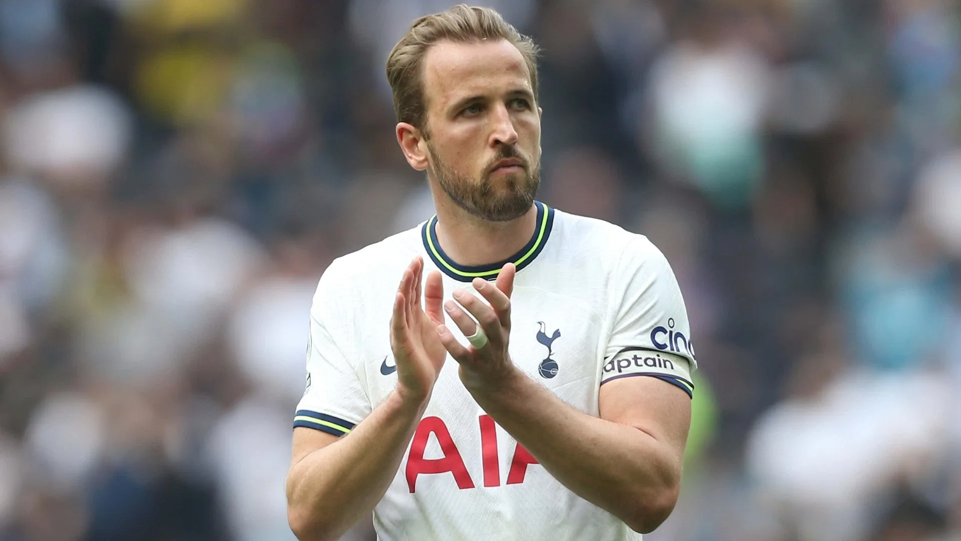 Harry Kane to Bayern Munich 'not worth talking about', insists Thomas Muller