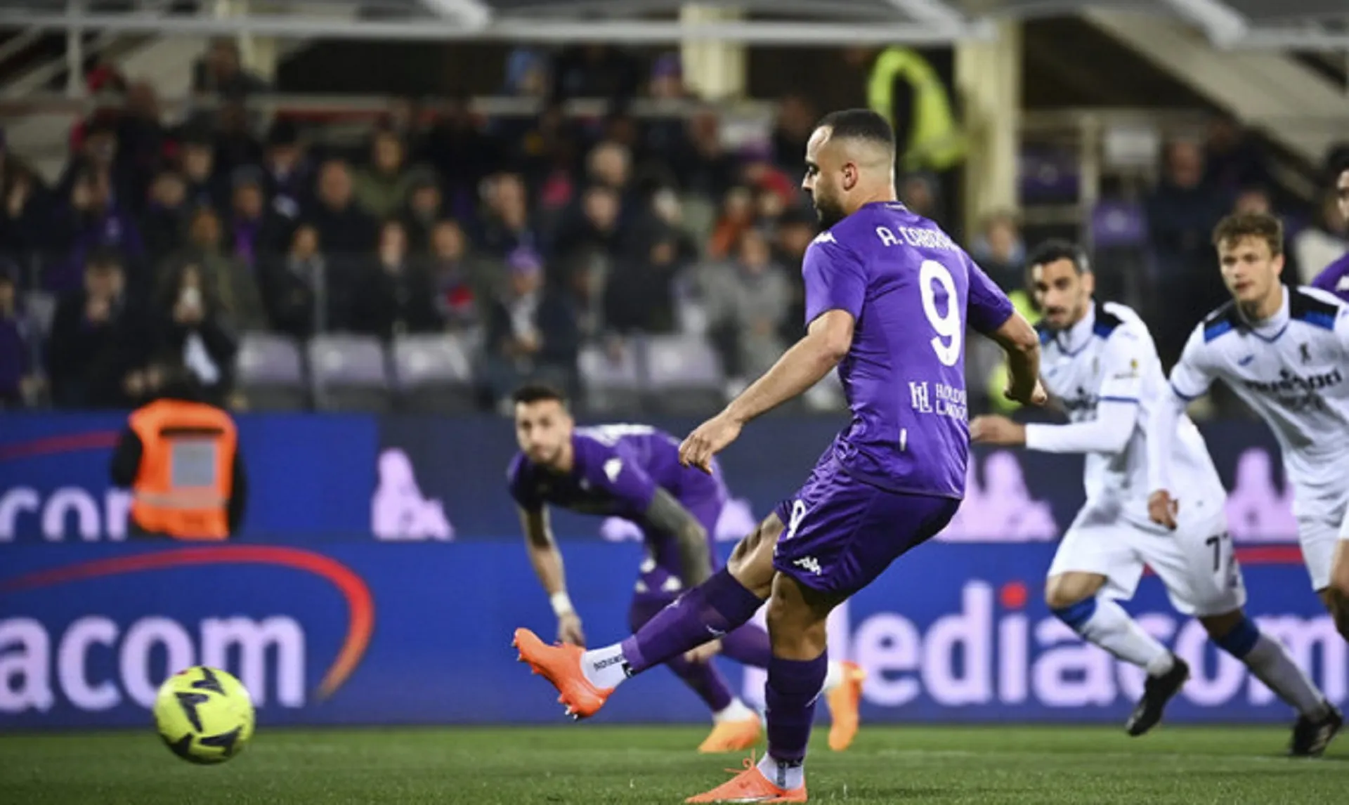 Fiorentina pair wanted by Saudi Pro League