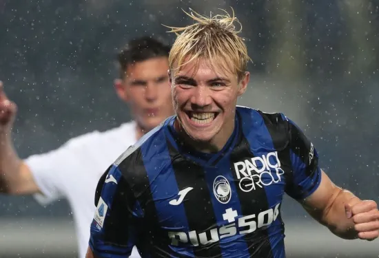 Man Utd confident of beating PSG to Rasmus Hojlund transfer despite refusing to match Atalanta's £86m demands