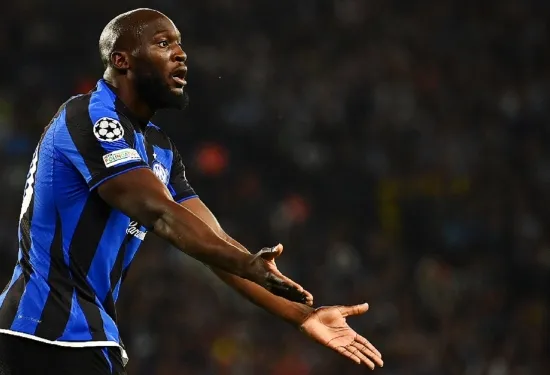 'We already have a second goalkeeper' - Juventus ultras take brutal swipe at Romelu Lukaku in fresh protest against potential transfer for Chelsea striker