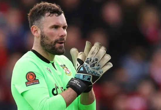 'Just doesn't happen at Man Utd' - Wrexham's Ben Foster opens up on 'absolute dog's abuse' & 'fat b*stard' chants from lower league fans