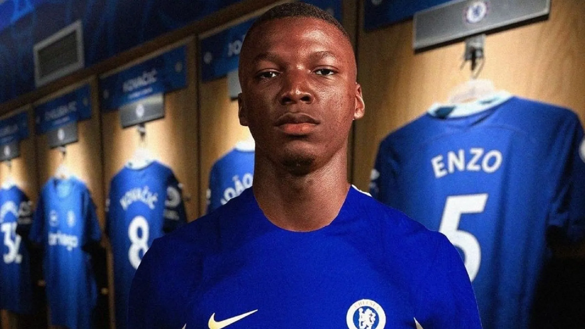 Moises Caicedo is a Chelsea player! Blues confirm £115m signing of midfielder from Brighton