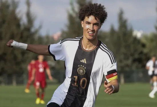 Barcelona agree €3m deal to sign teen star Noah Darvich tracked by Man City, PSG & Bayern