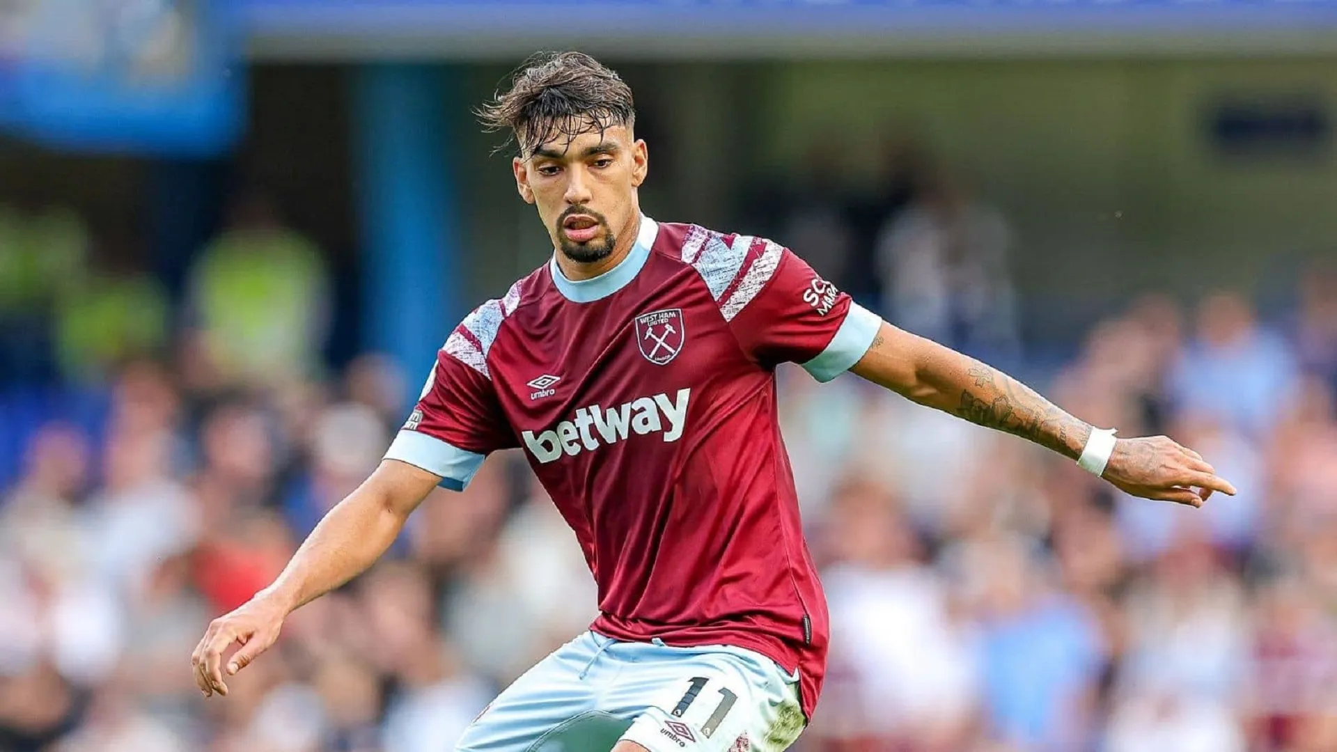 Lucas Paqueta agrees personal terms with Man City but David Moyes warns they're 'nowhere near' West Ham's huge £95m valuation