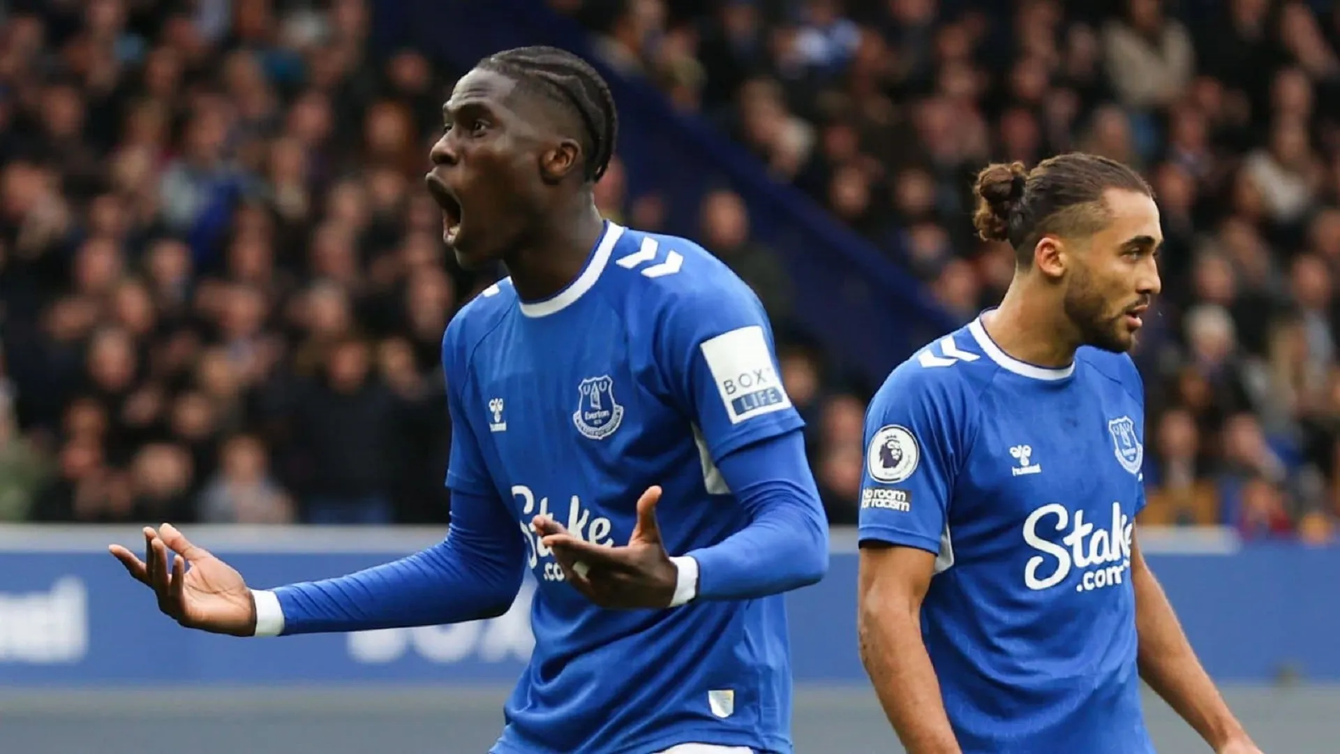 'It's like buying Fellaini again' - Man Utd warned off Amadou Onana transfer as Rio Ferdinand insists Sofyan Amrabat is 'much better' than Everton midfielder