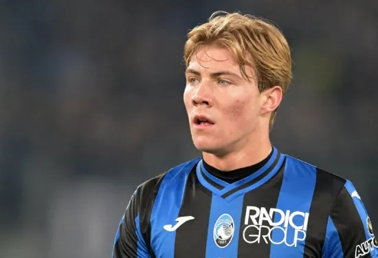 Rasmus Hojlund pencilled in for Man Utd medical ahead of £73m transfer from Atalanta - with Danish striker set to sign five-year deal