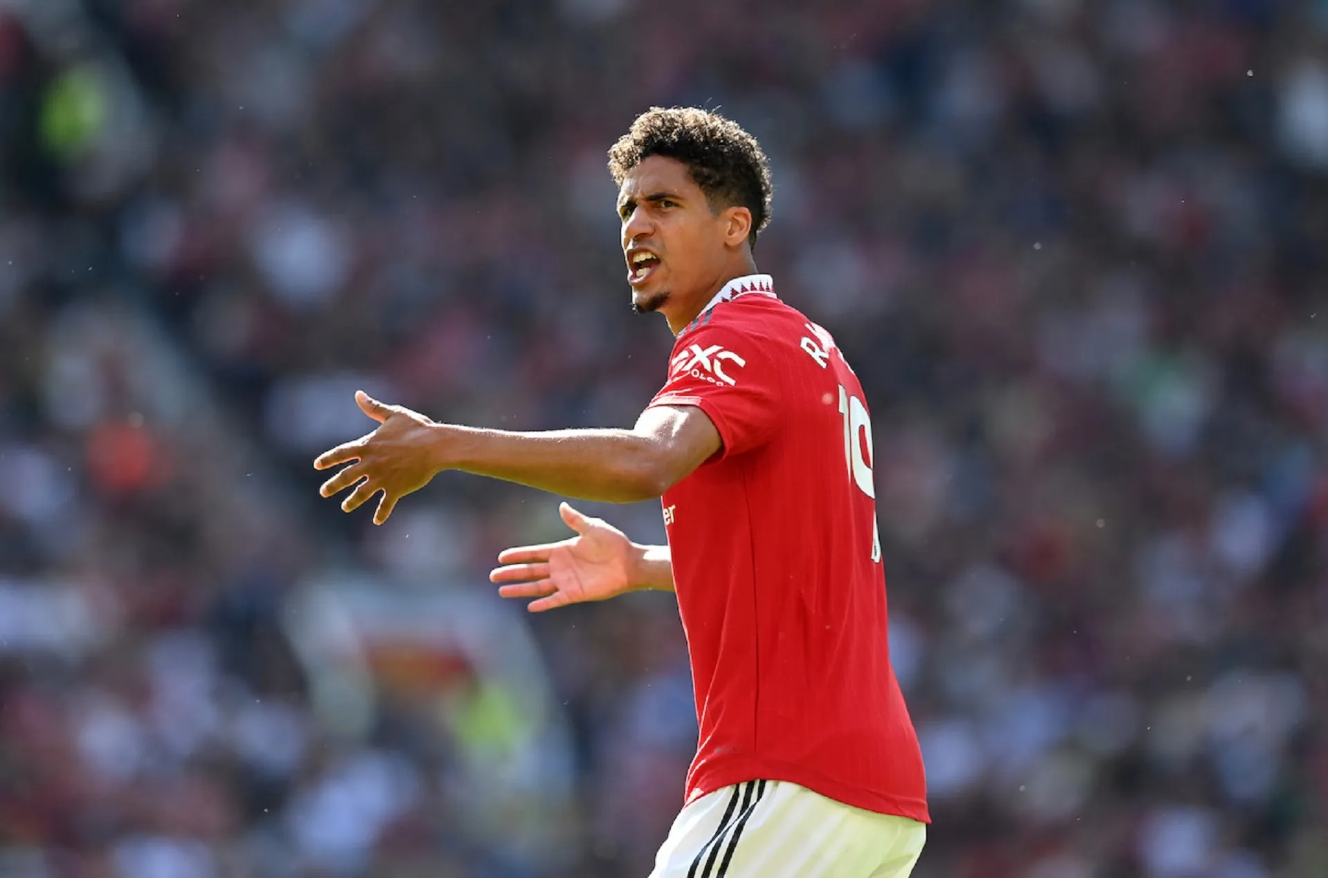 Erik ten Hag provides Raphael Varane injury update as Manchester United defender is taken off with 'complaints' against Nottingham Forest