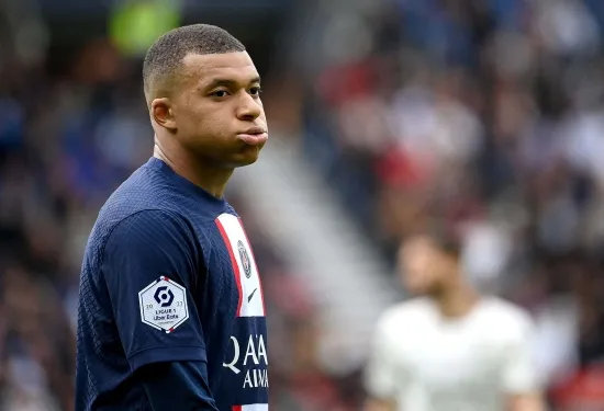 Kylian Mbappe to Real Madrid is OFF! PSG striker to stay put for one more season as 'final decision' is made