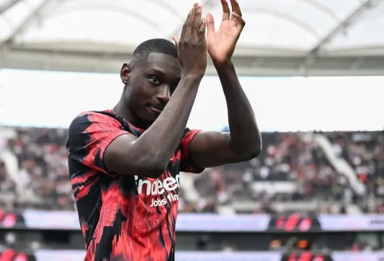 Randal Kolo Muani's strike didn't work! PSG target set to remain at Eintracht Frankfurt as clubs fail to reach agreement