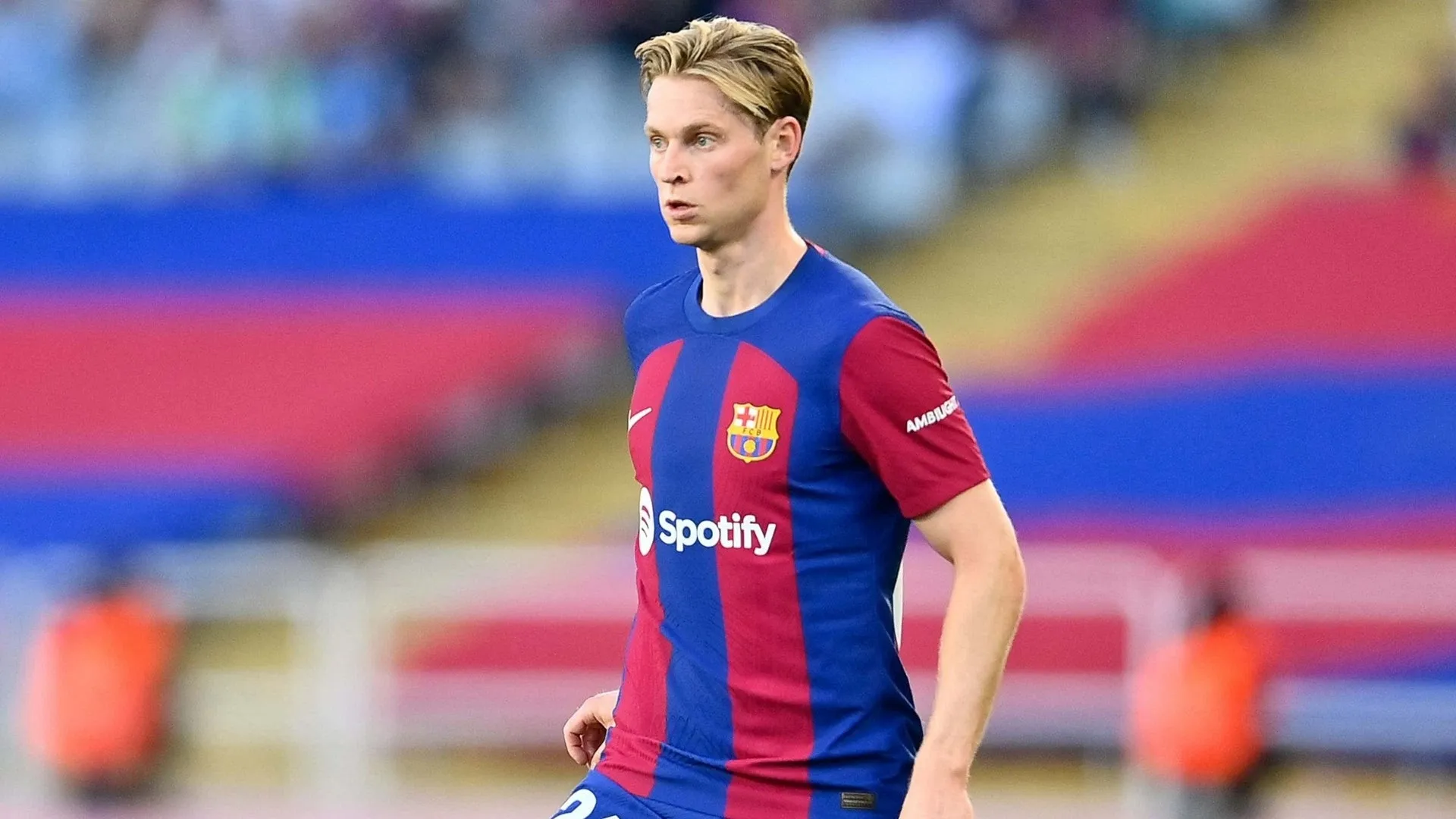 Huge Barcelona blow! Frenkie de Jong could be out until November after limping out of comeback win over Celta Vigo