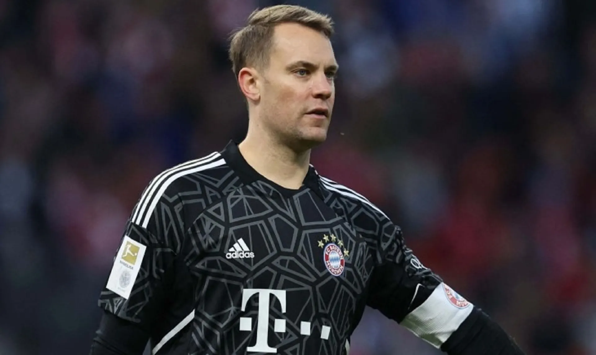 Manuel Neuer is back! Bayern Munich goalkeeper returns to team training following horrific ski accident