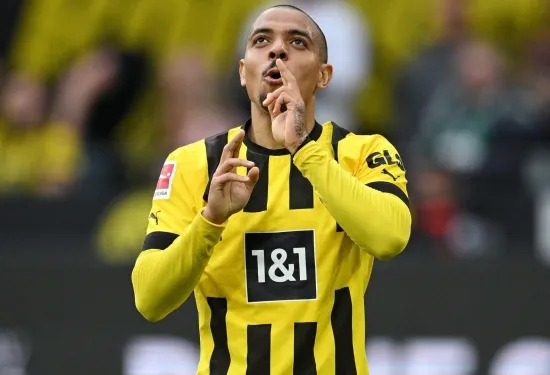 Liverpool's Mohamed Salah replacement? Reds interested in €60m move for Borussia Dortmund star Donyell Malen