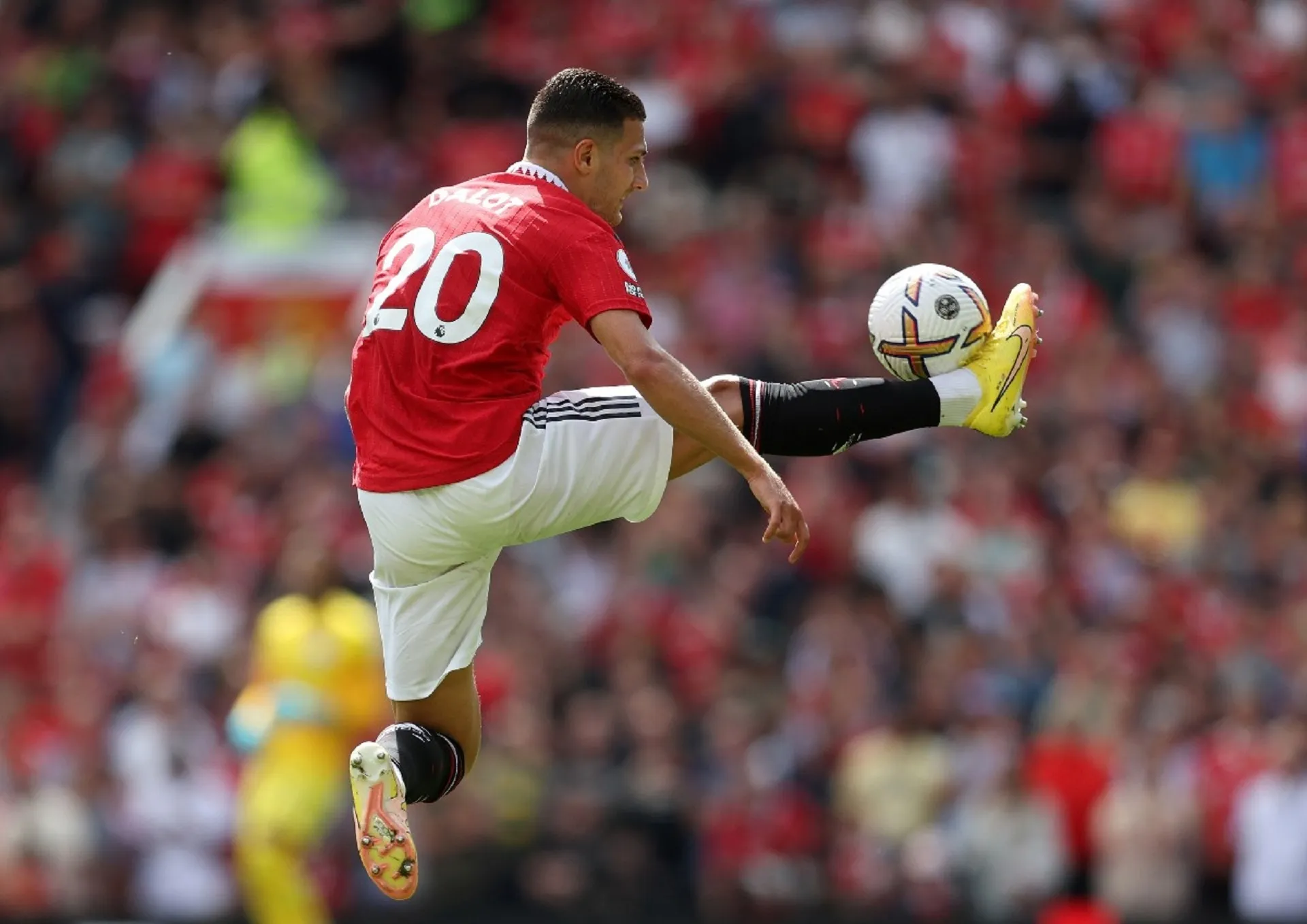 'We're here to suffer together' - Diogo Dalot says last-gasp win over Brentford can be turning point for Man Utd