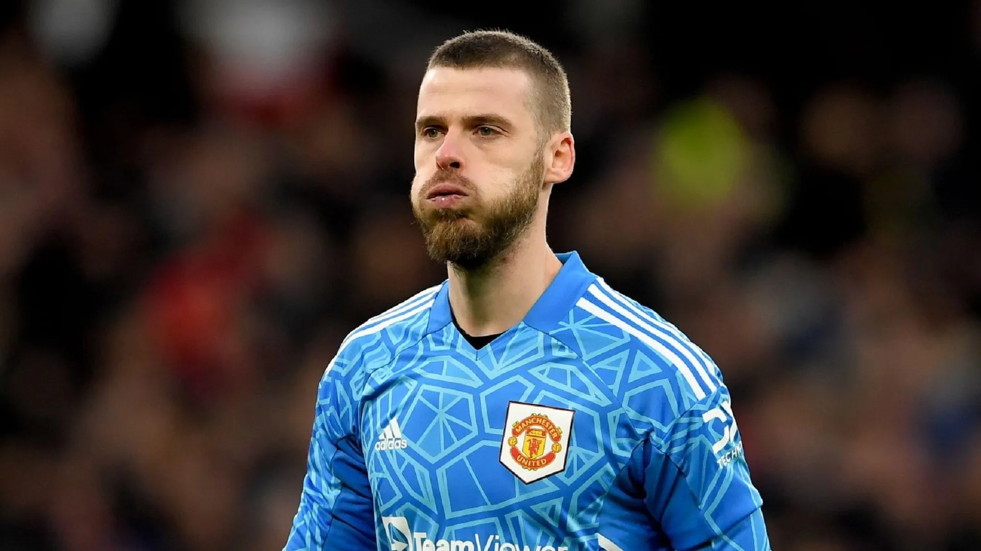 David de Gea is in Manchester! Spaniard posts cryptic social media update as Man Utd replacement Andre Onana continues to struggle