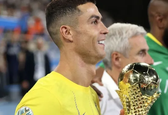 Cristiano Ronaldo Memimpin Al-Nassr untuk Memenangi Piala Super Arab