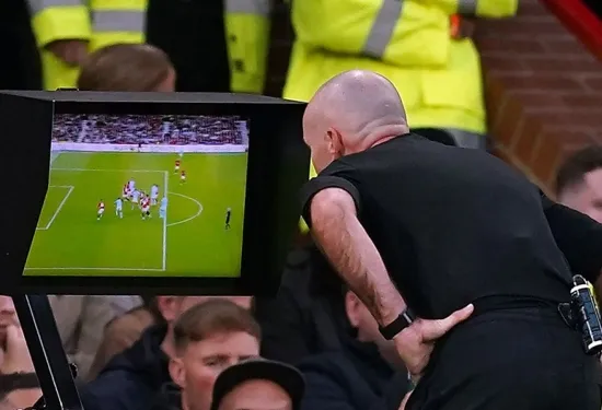 VAR Back in the Premier League Spotlight