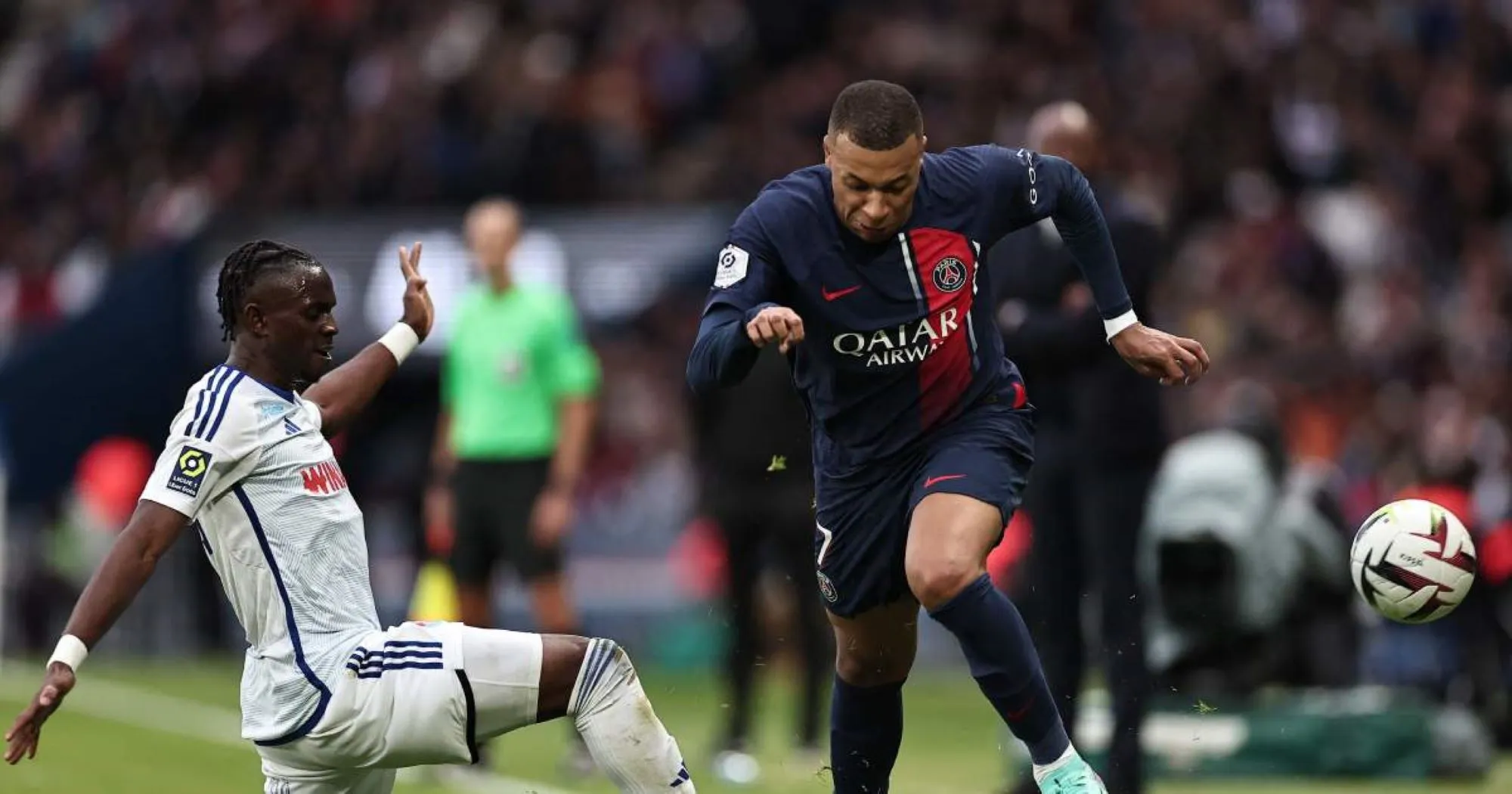 PSG Heat Up Ligue 1 Top Table: Mbappé Shows His Magic Again